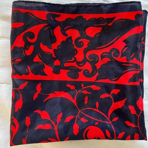 Beautiful Navy Blue & Red Scarf